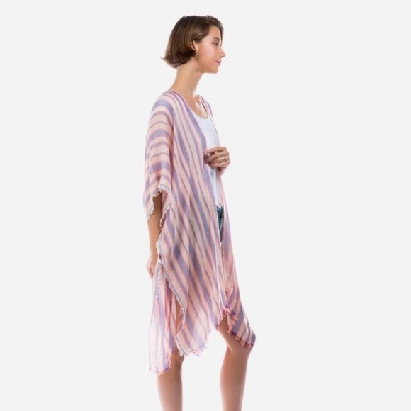 Lightweight Striped Kimono in peach - Picture 2 of 3